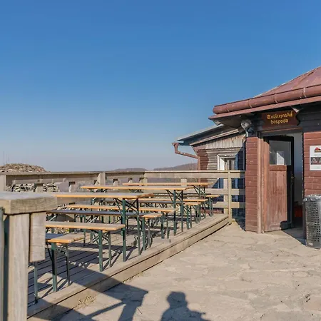 Hrad Tolstejn - Turisticke Vandrarhem Jiřetín pod Jedlovou